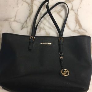 Michael Kors tote
